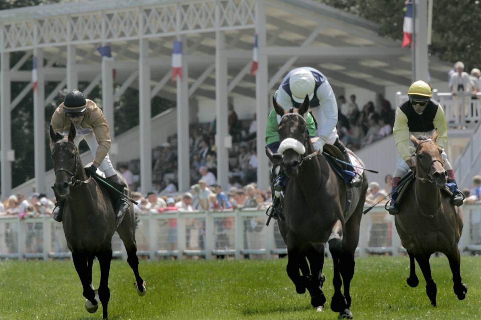 Hippodrom of Vittel · Hotel Restaurant at Vittel in the Vosges · l'Orée du Bois 